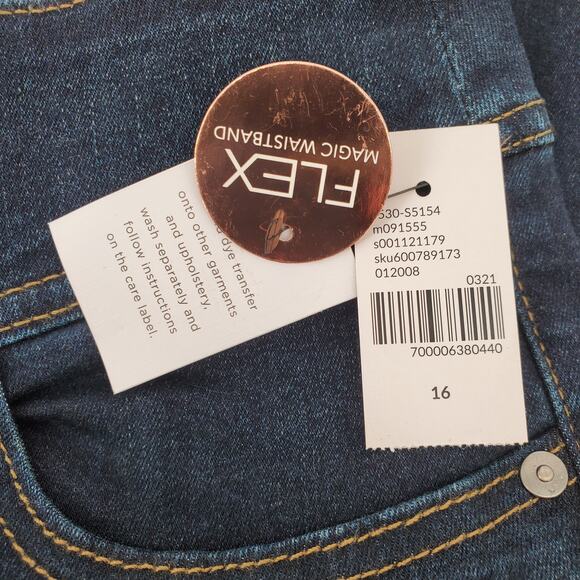 Lane Bryant Womens Size 16 High Rise 3 Button Pedal Jegging Dark Wash New - Picture 3 of 8